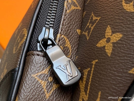 Official oldcobbler VUITTON CHRISTOPHER LOUIS BUMBAG 0718